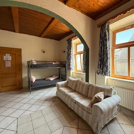 Hisa 1907 Hétvégi ház *